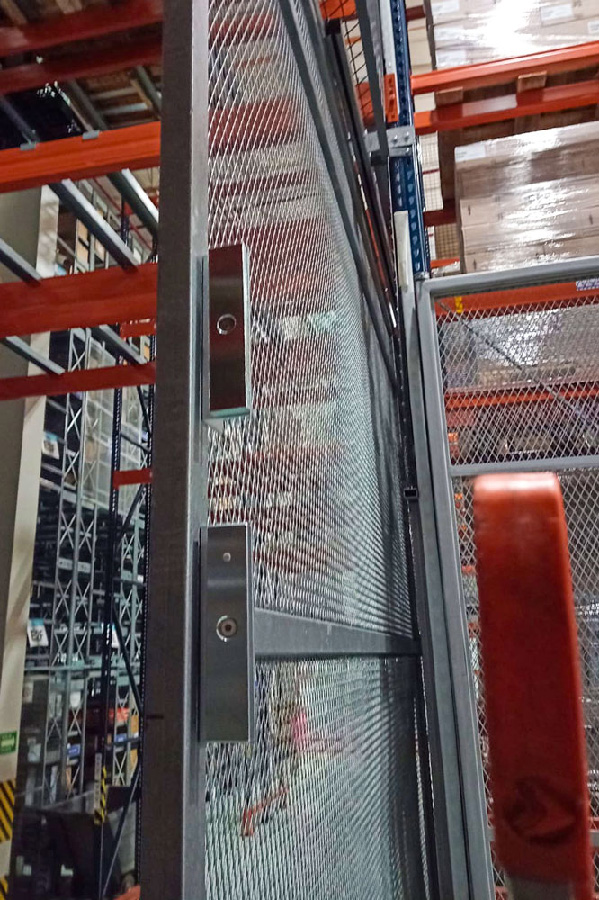 Sensores magnéticos para control de apertura de puertas